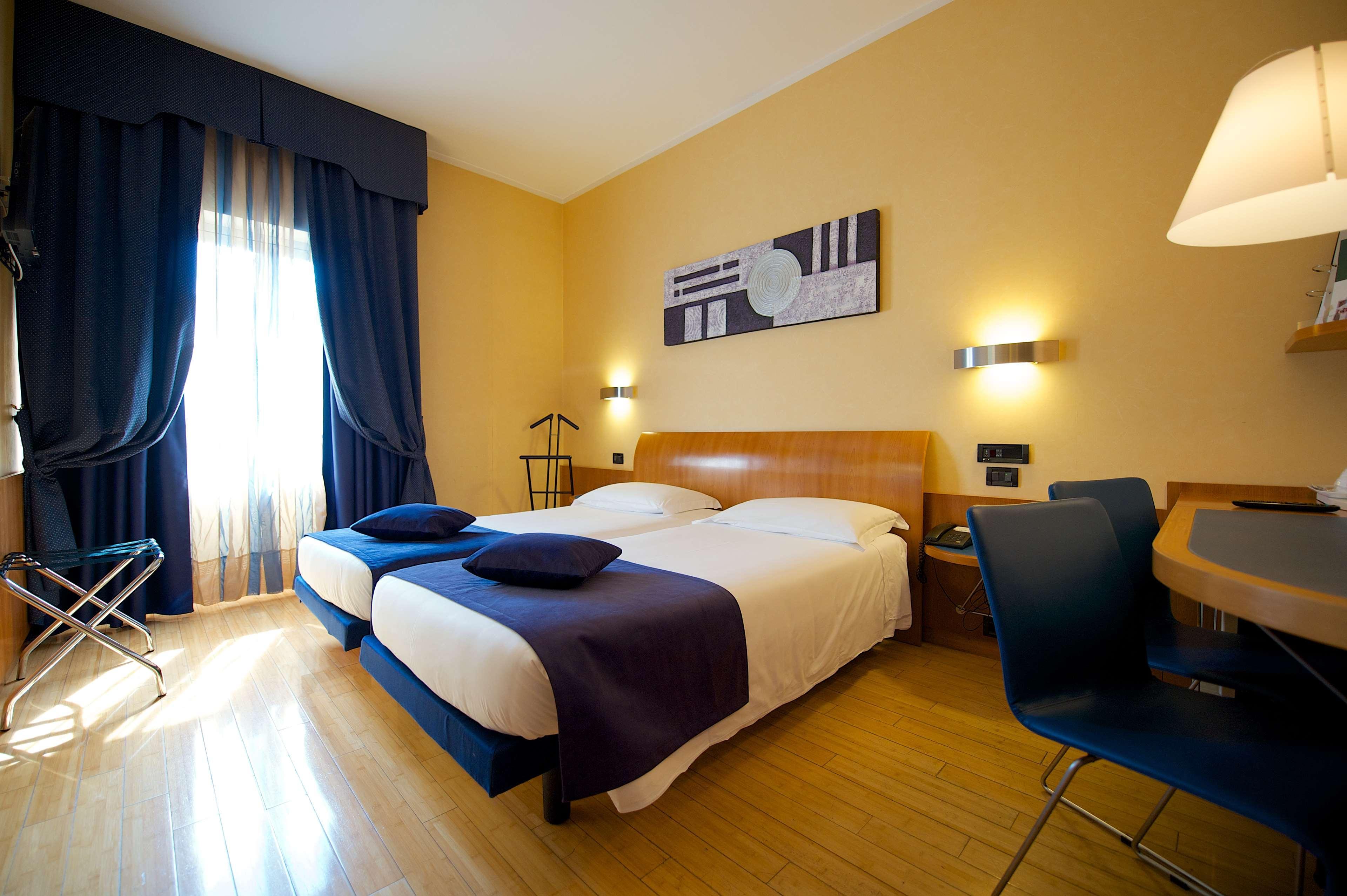 Hotel Western Luxor 4*