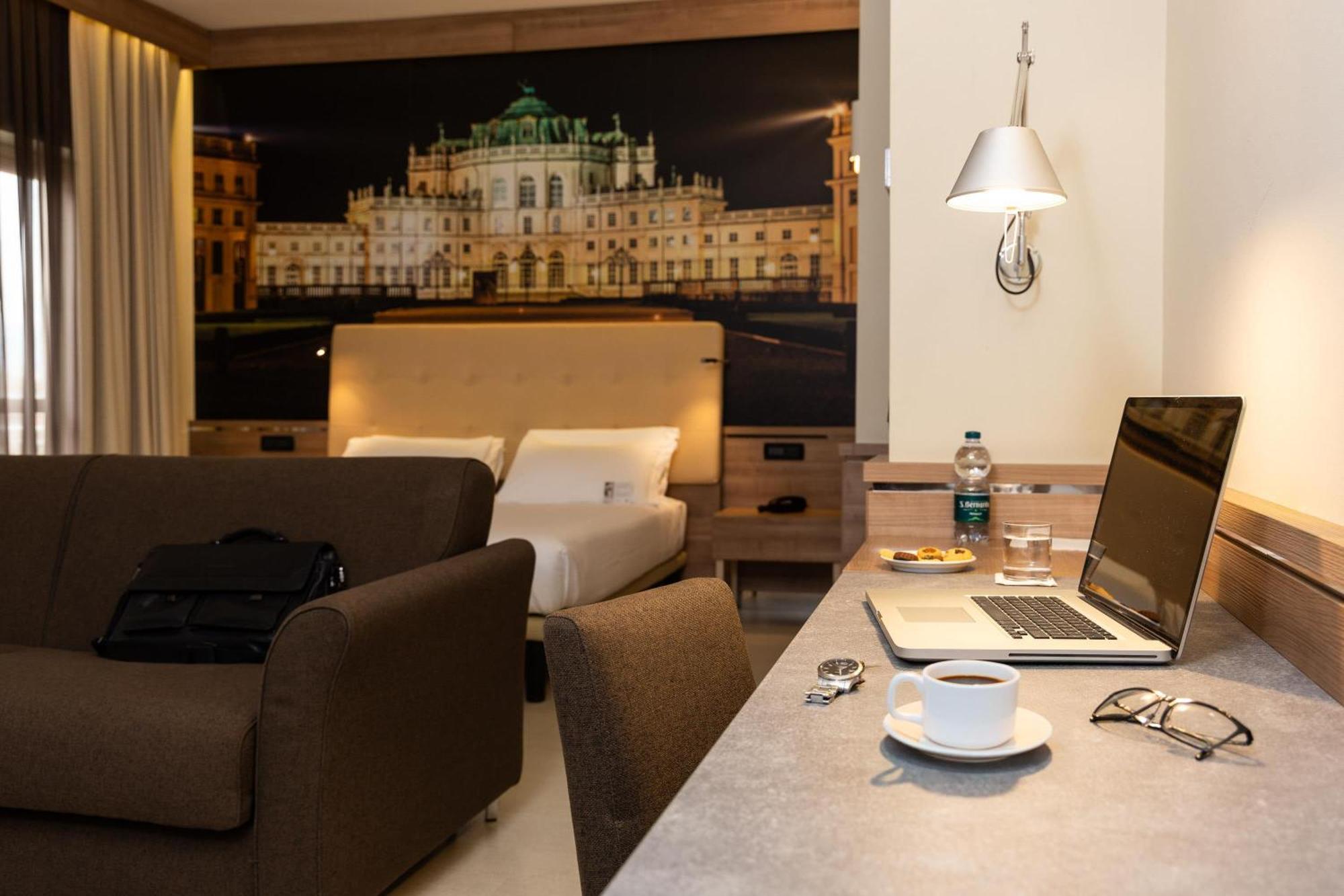 Western Luxor Hotel
