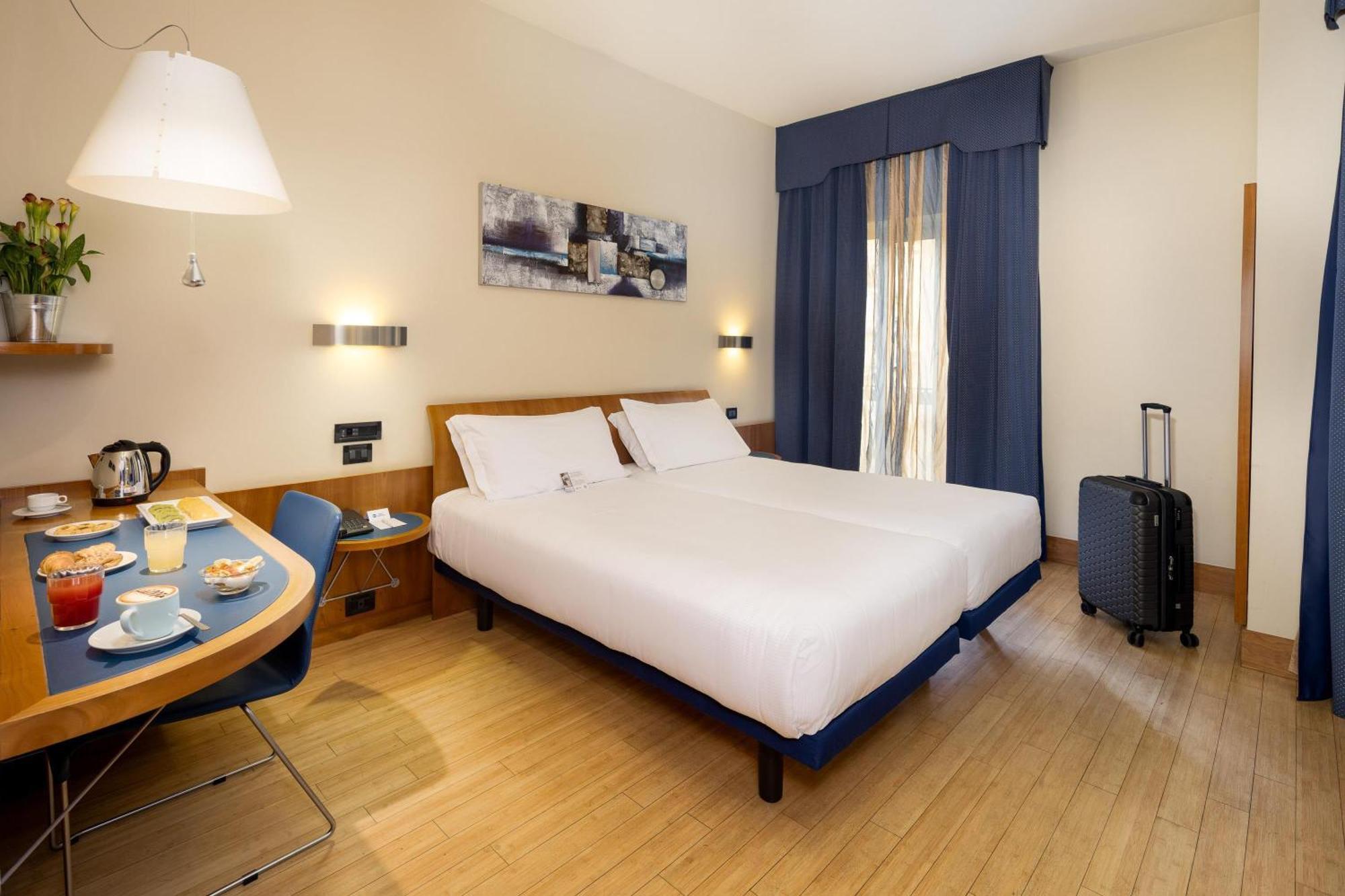 Hotel Western Luxor 4*