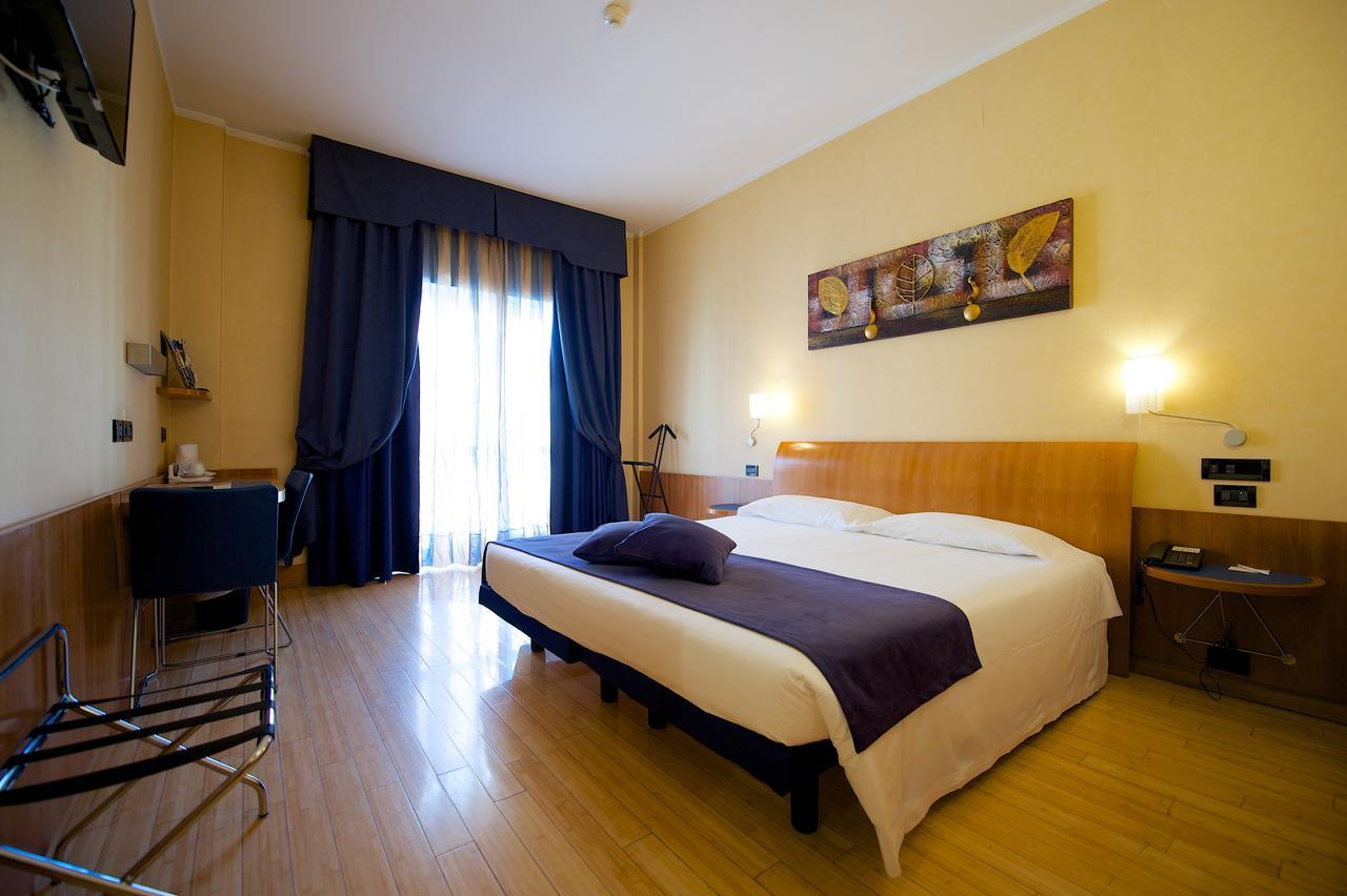 Western Luxor 4* Turin